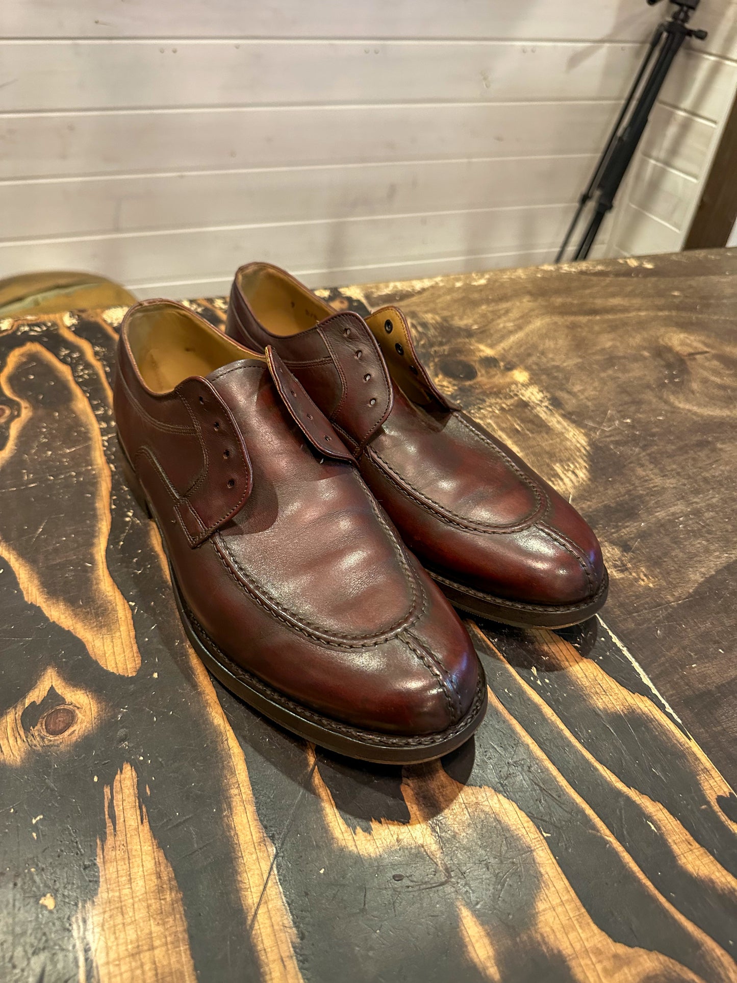 Vintage Johnston & Murphy Split Toe Dress Shoes 9 D/BThe Shoe Man With Angels Custom Creations